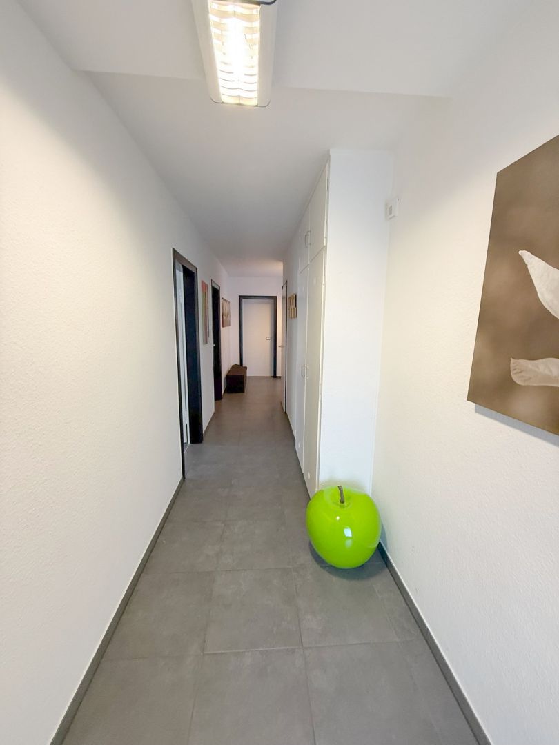 Ansicht 2 von: Ebenerdige Bürofläche mit Terrasse im Erdgeschoss in zentraler Lage der Neusser Innenstadt